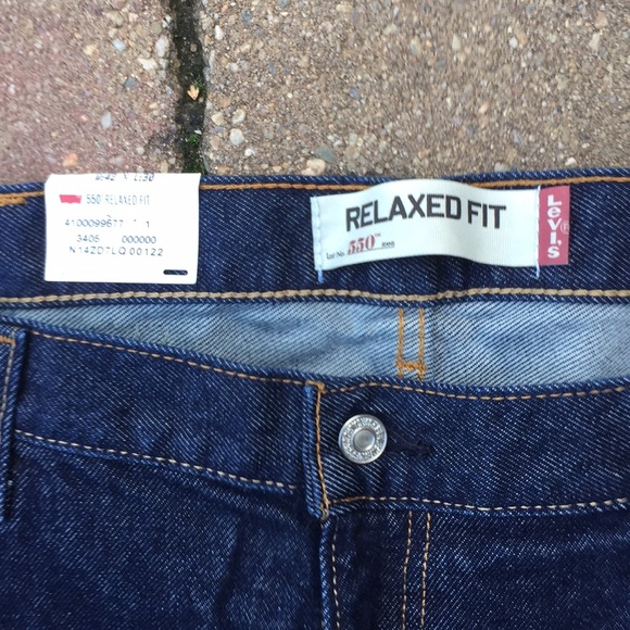 NWT Levi’s 550 Men’s Relaxed 42x 30 * - Picture 3 of 8